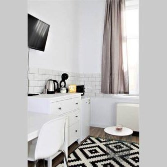 Corner 5 I Old Town I Cosy Studio Thumbnail