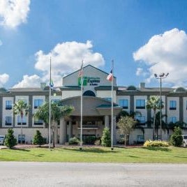 Holiday Inn Express Houston-Alvin By IHG