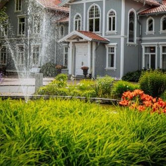 Losby Gods Manor Thumbnail