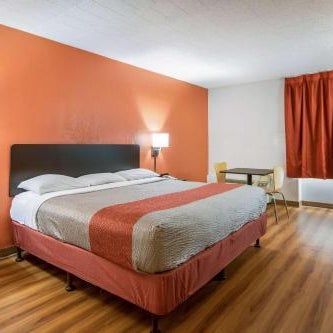 Motel 6-New Stanton, PA Thumbnail