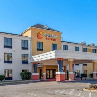 Comfort Suites Airport South Thumbnail
