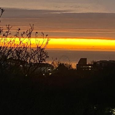 The Boho - 4 min walk to beach & town Thumbnail