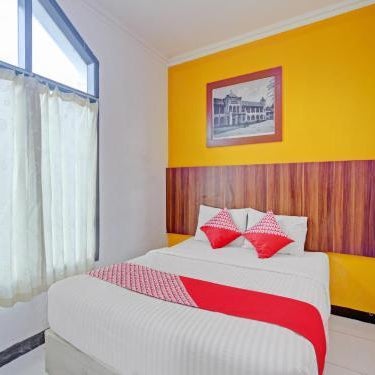 OYO 90426 Near Mall Ciputra 2 Thumbnail