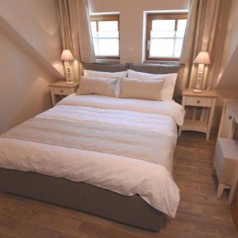 Janez Rooms Thumbnail