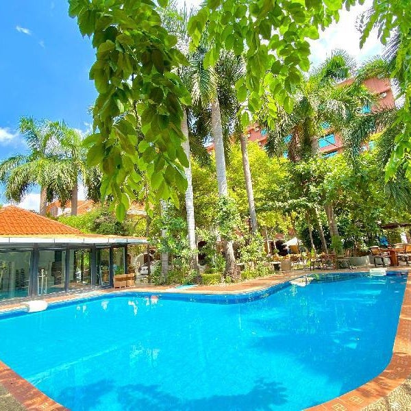 E-outfitting Golden Country Hotel Thumbnail