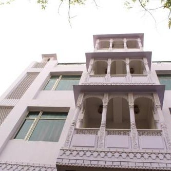 Hotel Chit Chat Palace