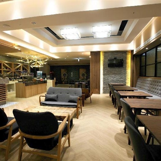 G11 Hotel