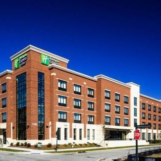 Holiday Inn Express & Suites Franklin - Berry Farms By IHG Thumbnail